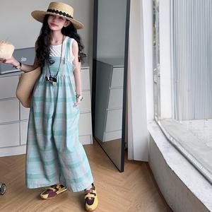 Bộ Quần Yếm Kẻ Sọc Cho Bé Gái, Thời Trang Mới, Phong Cách Hàn Quốc, Quần Kẻ Sọc, Trang Phục Mùa Hè, Áo Vest Bé Gái, Bộ Hai Mảnh, 2025 bo begai xinh set  jean  begai