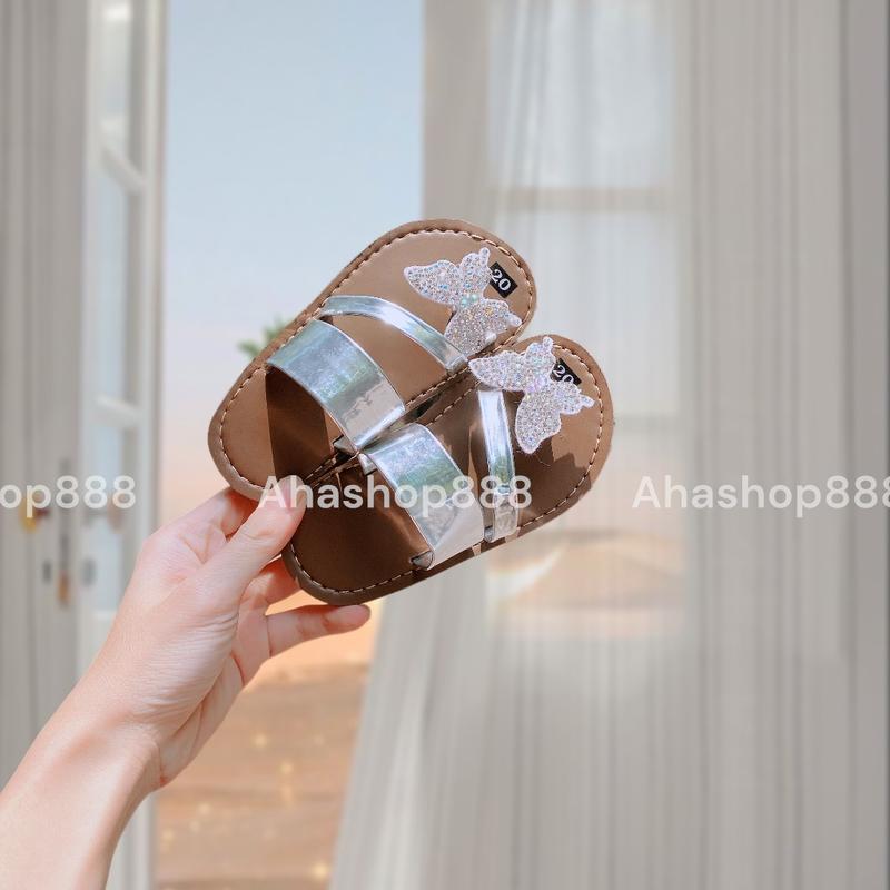 Form Chuẩn Dép Xỏ Ngón Đính Đá Bướm Sáng Lấp Lánh Phù Hợp Đi Chơi Du Lịch Cho Bé Gái K256