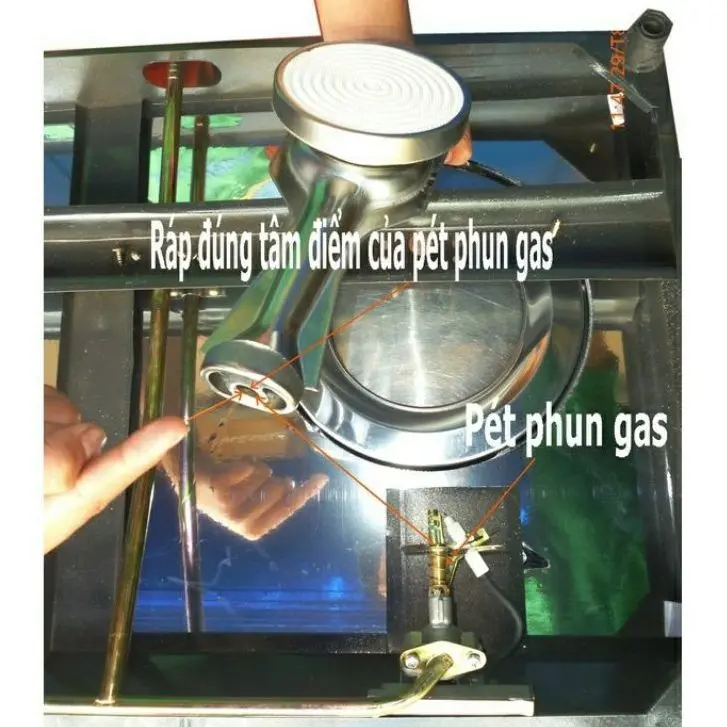 Điếu bếp gas Hồng Ngoại Tiết kiệm gas - Điếu dài 19,5cm, Gốm sứ 9cm +Tặng pas gắn + Vít Thay thế cho các bếp gas cùng kích thước 5