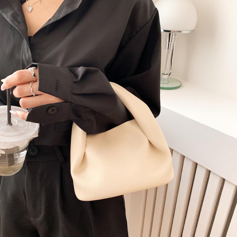 Product Introduction of Vintage Solid Colour Pleated Cloud Bags For Women Small Handbags and Purses Female Stylish Shoulder Crossbody Bag 2024 Trend 5