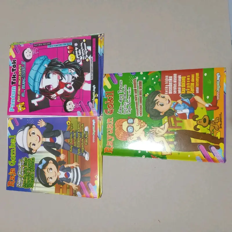 Mainan buku pantun humor lucu dan bagus isi 20 pcs,buku pantun humor buku cerita anak anak 20 pcs,20 pcs buku cerita pantun humor anak anak 1