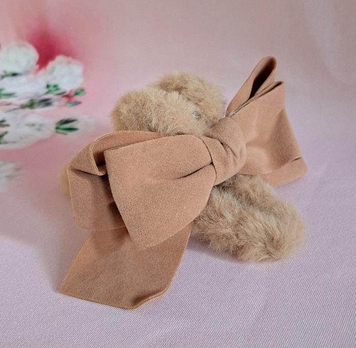 Product Introduction of kẹp ngoạm phủ lông đính charm xinh to 11cm 5