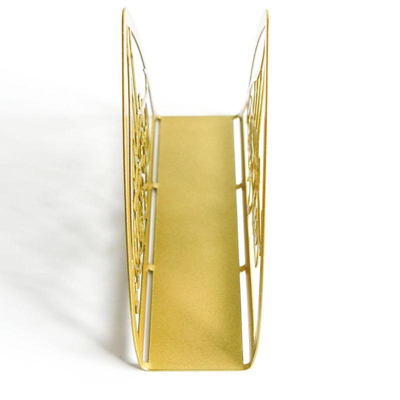 Metal Hollow Out Design Tissue Holder, Islamic Style Metal Table Napkin Holder, Desktop Decorative Ornament for Home Living Room Bedroom Dining Room 2