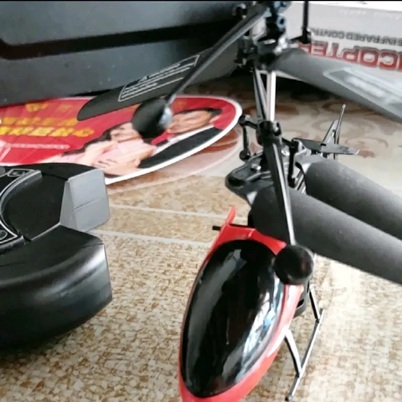 Helikopter remot control mainan terbang mini RC helicopter dengan lampu LED hadiah 3