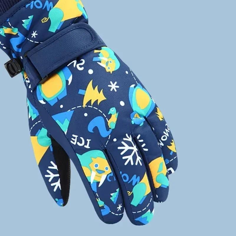Outdoor Children's Skiing Gloves Winter Warm Windproof Glovess Cartoon and Velvet Waterproof Riding Gloves Guantes Para El Frio 3
