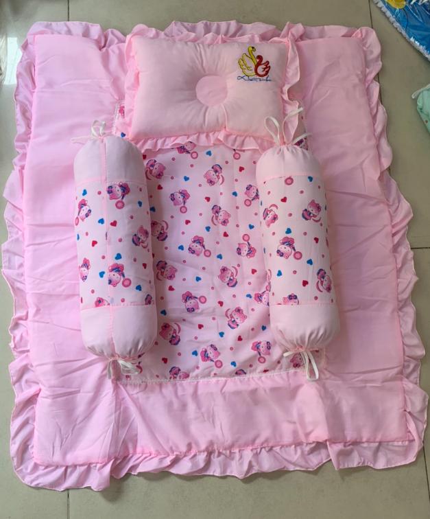 Bộ gối nệm cho bé sơ sinh Kater (2 ôm + 1 gối nằm+ 1 nệm) CÓ CHỌN MÀU