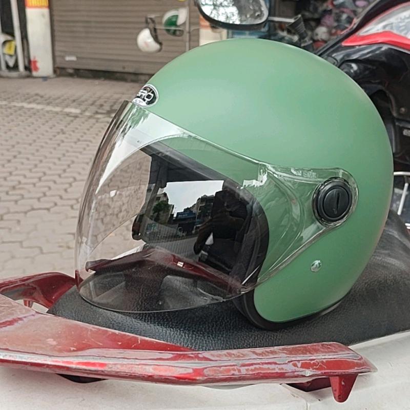 mũ bảo hiểm gro 3/4 818 Tặng kèm ốc dự phòng 7