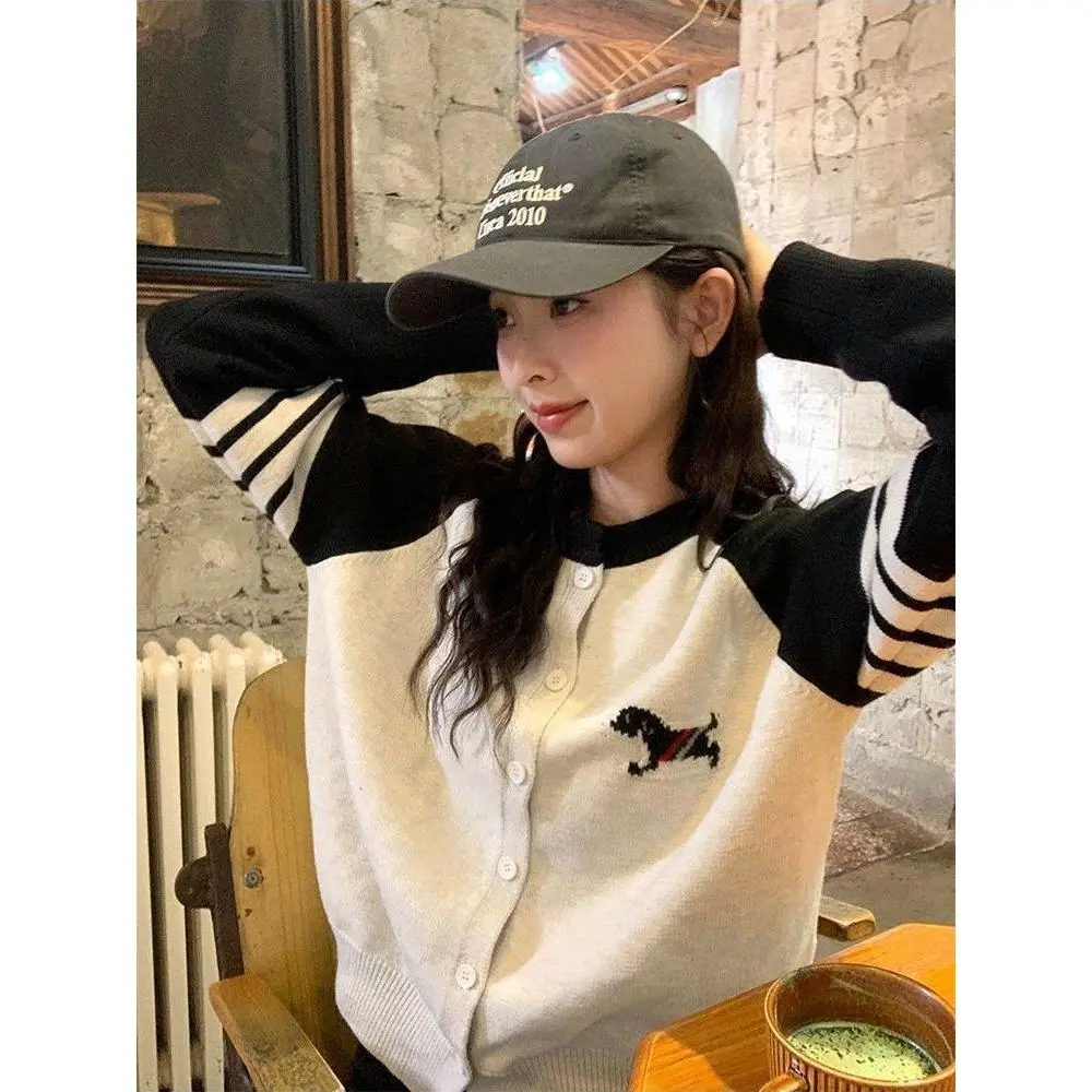 Áo Cardigan Dệt Kim, Màu Tương Phản Cho Chó chó Con, Áo Khoác Thiết Kế Phong Cách Hàn Quốc Mới Thu Đông 2024, Áo Mềm Mại Và Nếp, Thời Trang Nữ Top