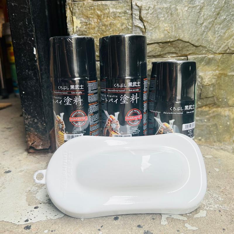 Combo Sơn Samurai Màu Trắng 102 (Trắng tinh) Dành cho Xe Máy Ô tô (gồm 3 chai Uch210 - 102 - K1k)