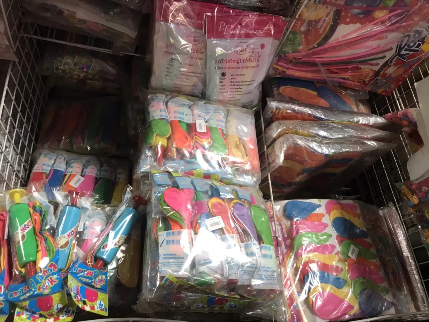 ลูกโปร่งคละแบบราคาถูกยกโหล