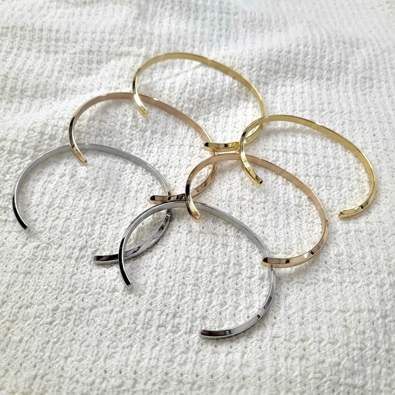Vòng tay Cuff Titan Không gỉ Ulashop (Bản đẹp) Ver1 (KHÔNG KHẮC TÊN) CHƯA GỒM HỘP - Lắc tay đôi không gỉ tình yêu cho Nam Nữ VCF3 4
