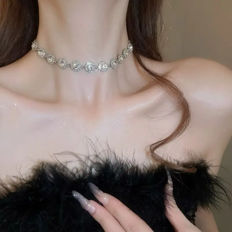 Vòng cổ/choker hoa đính đá sang chảnh dự tiệc T1