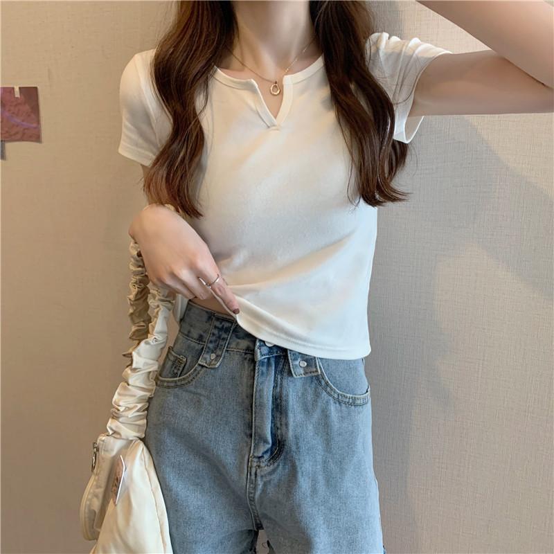 Product Introduction of Summer slim fit crop top spicy girl outfit T-shirt short sleeved plain color, comfortable and breathable, paired with jeans 16