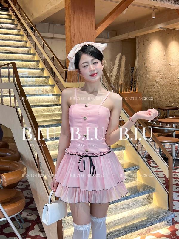 Đầm 2 dây cúp ngực viền nổi đính nút tà tầng xòe tiểu thư tôn dáng Whi Dress Biu Clothing BB0436 Nữ Women Màu Hồng 2