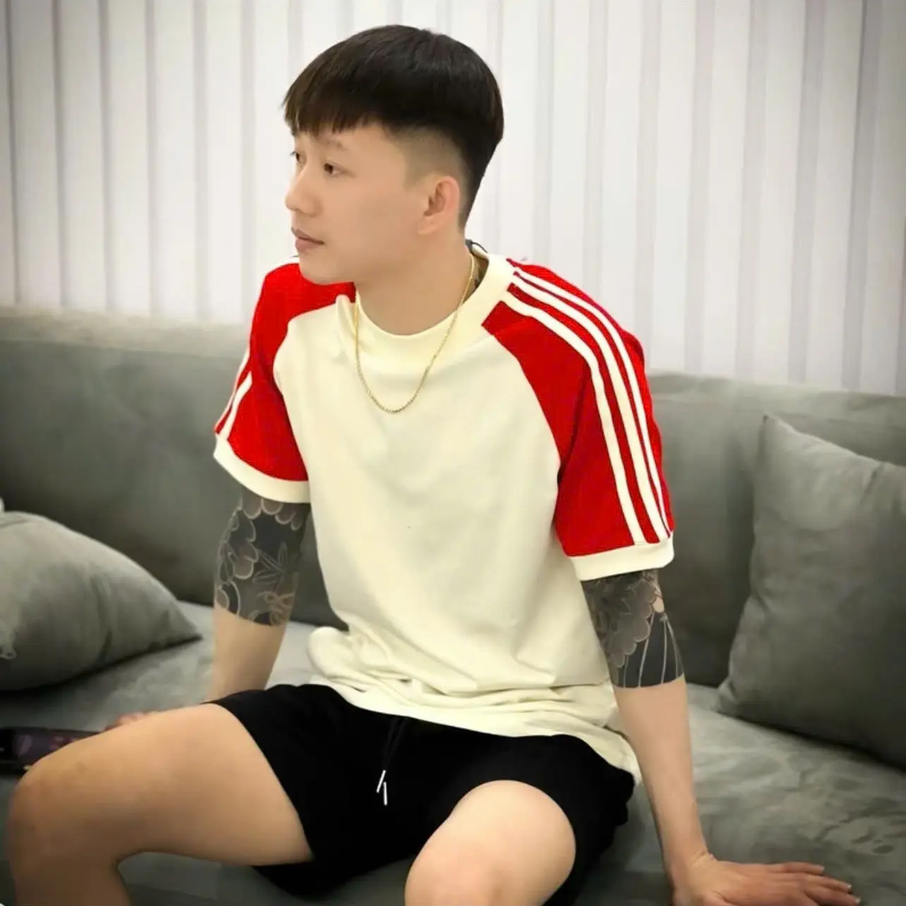 ÁO thun nam cổ tròn tay ngắn cotton xịn, tay áo phôi màu Menswear Unisex