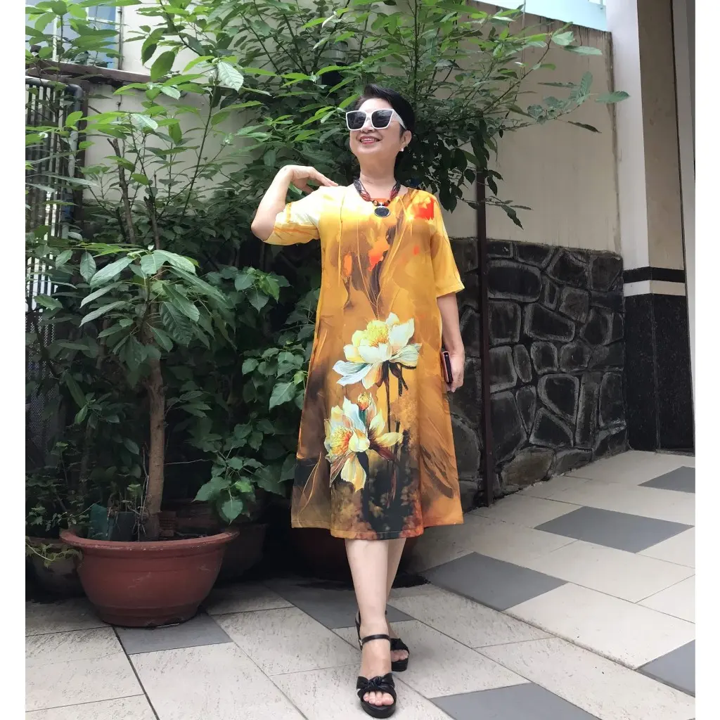 Váy Đầm Trung Niên Dáng Suông A Che Bụng - Vải Lụa Thạch Anh Sang Trọng. Đủ Size từ 48kg đến 90kg.