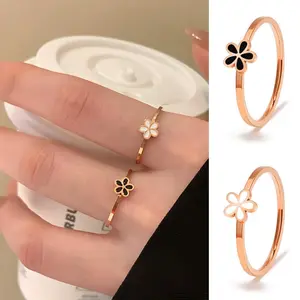Cincin Barnett Titanium Daisy Kecil Tidak Pudar Bunga Hitam Putih  Cincin Dewasa