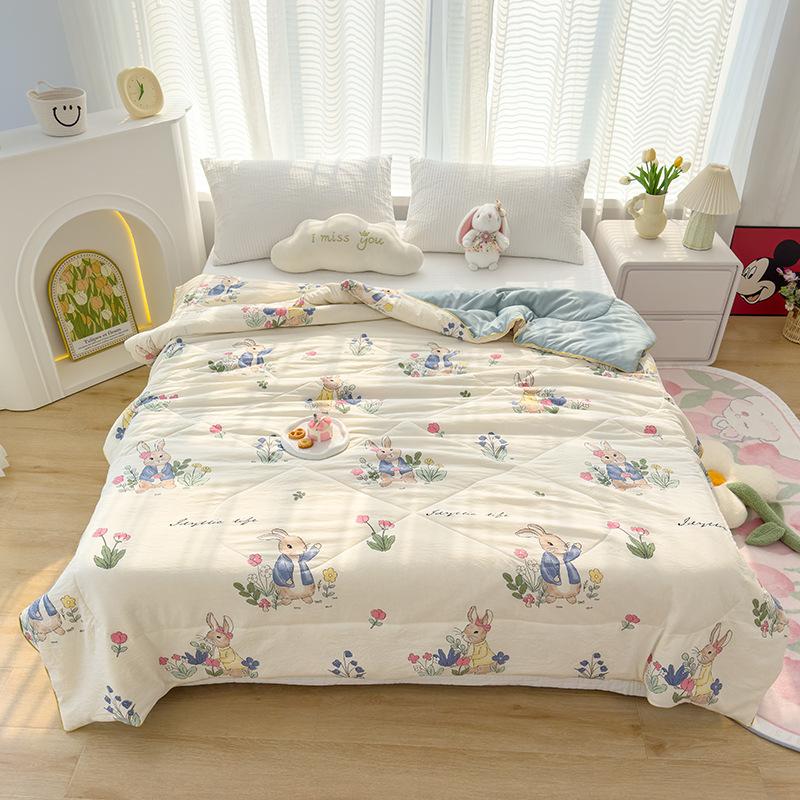 Product Introduction of Summer cotton blanket, soft soybean fiber, absorbs sweat.Four season office blanket 23