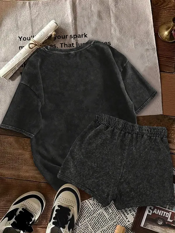 Two-Piece Set Women's Cherry Print Short Sleeve T-shirt & Shorts, Casual Fashion Round Neck Tee & Skinny Shorts for Daily Outdoor Wear, Ladies Summer Clothes, Suits, Womenswear 1
