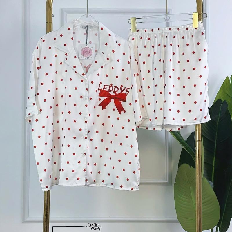 (Freesize 45-60kg) Bộ ngủ nữ pijama lụa latin quần đùi hoạ tiết cute do macnha Kem Nhung Áo 3