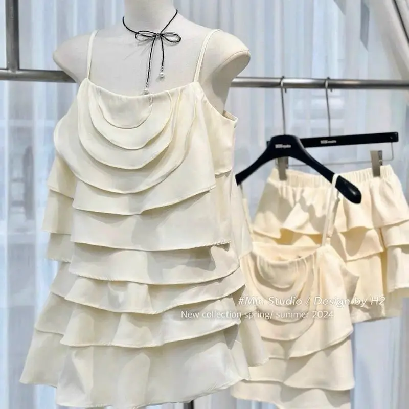 ￼SÉT VÁY RỜI TẦNG ÁO HAI DÂY PHỐI TẦNG KÈM CHÂN VÁY XÒE CÓ LÓT Nữ Women Top Nhung Voi 5