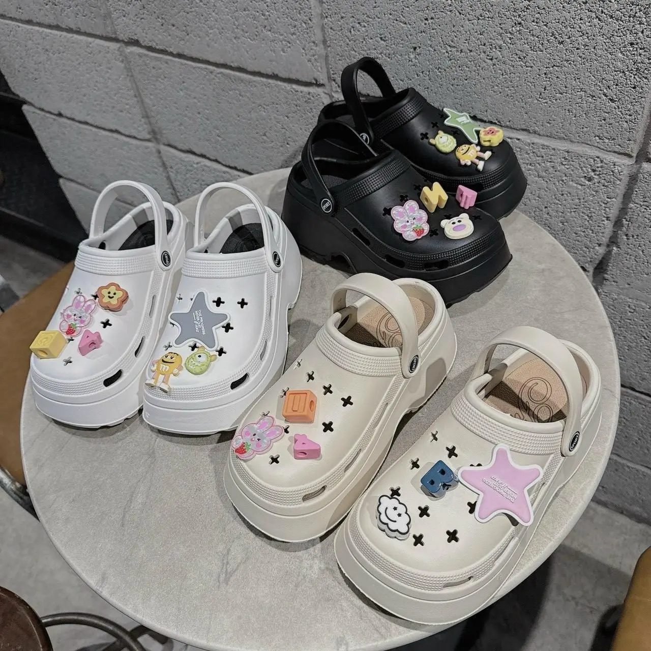 Dép hách chiều cao thời trang thoải mái xinh xắn độc đáo, sticker đa dạng đủ loại Nữ Shoes DéP