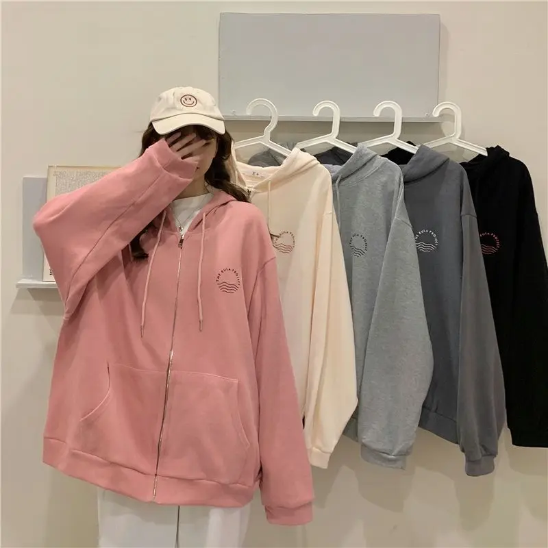 Hoodie, long sleeve, letter print, oversized fit, Korean style, for women. Long sleeve sweatshirt with hood, front zipper, fashion.