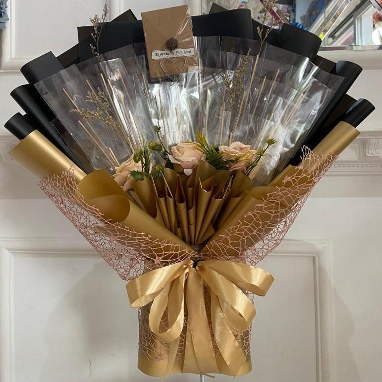 Buket Uang Kosong Tinggal Isi Praktis Hemat | Kerangka Bucket Kosongan Siap Isi | Untuk pecahan 2rb 5rb 10rb 20rb 50rb 75rb 100rb acara Wisuda Pelulusan Graduation Gift MONEY BOUQUET Hadiah