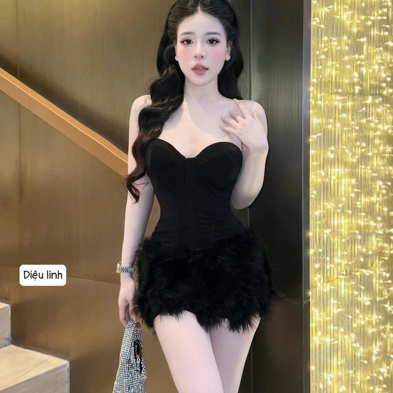Đầm thiết kế cúp ngực phối chân lông  ôm body dáng ngắn 3