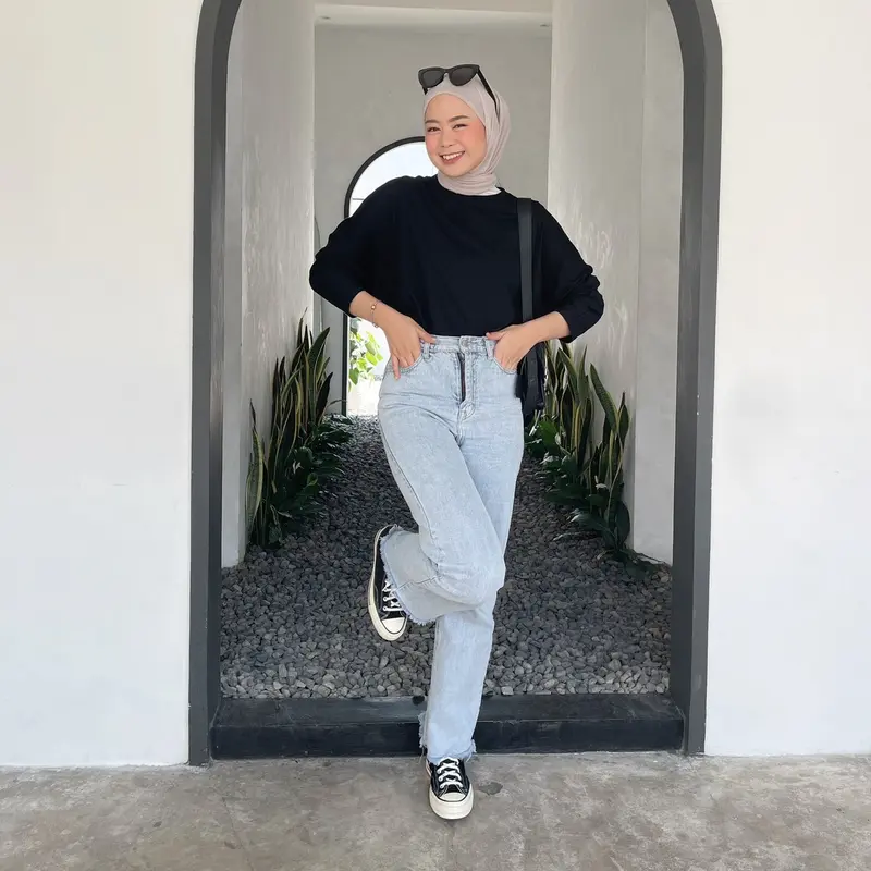 Outerres - AILEE BATWING TOP | Atasan Blouse Kaos Batwing Wanita Polos 3
