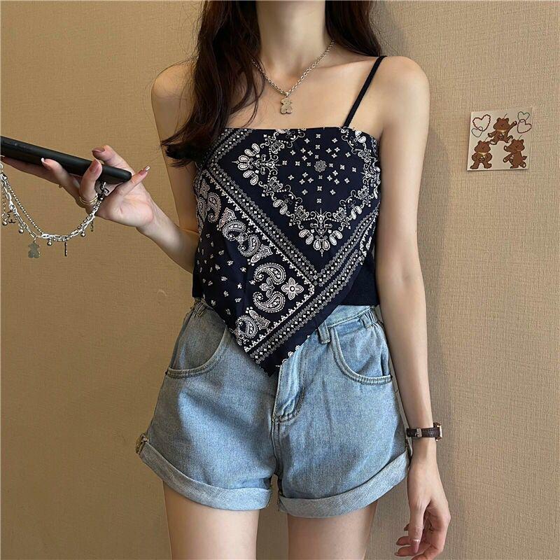 Product Introduction of Áo Ba Lỗ, Phong Cách Hợp Xu hướng Phù Hợp Với Trang Phục Thường Ngày Của Bạn áo  hở  lưng  cột  dây  sau  lưng áo  ba  lỗ  nữ  sang  chảnh  quảng  châu áo  ống áo  2  dây  ôm  body  y2k 4
