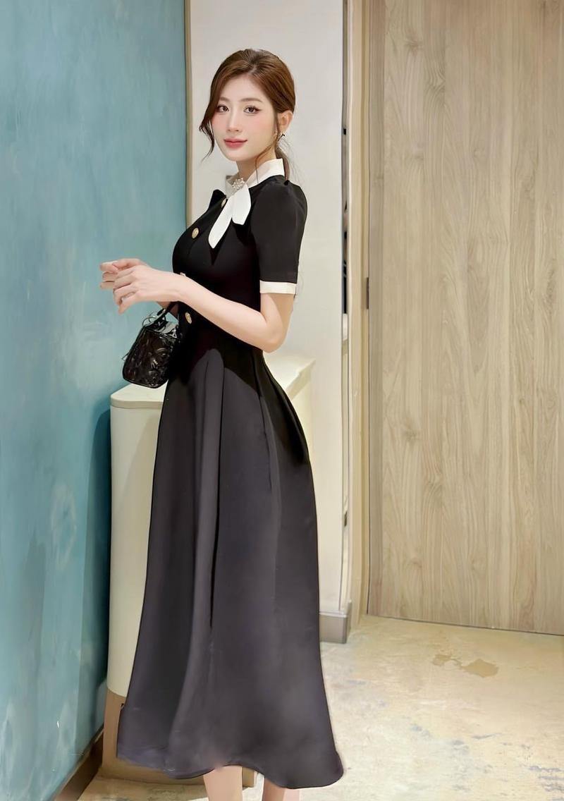 Product Introduction of Đầm dự tiệc công sở dáng dài phối nơ tặng tag đá sang trọng FLIP DRESS Nữ Women Kem Cotton Sen 5