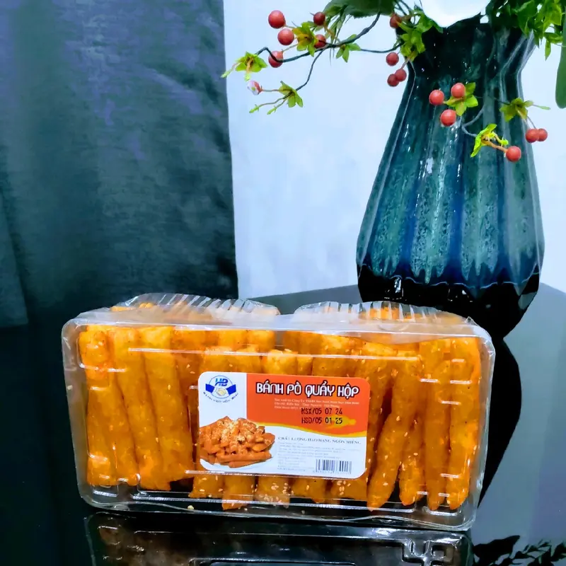 Combo đồ ăn vặt 4 món Snack Bánh Bò kèm Snack nem nướng phên, snack tăm cay đen, snack vòi rồng và 5 sữa chua uống 3