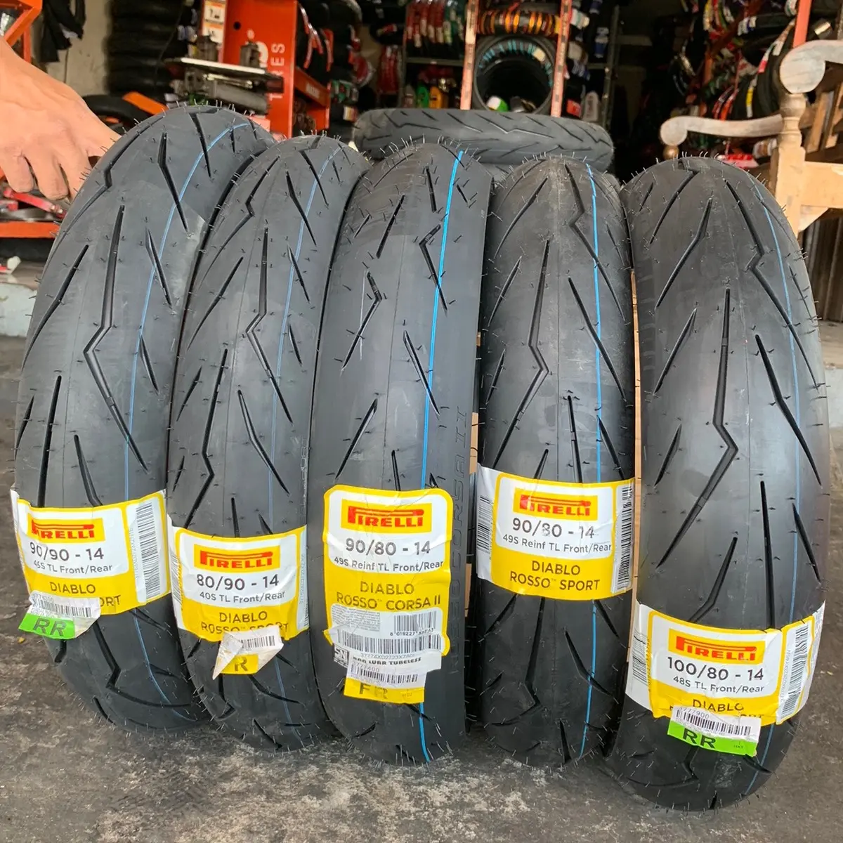 Pirelli diablo rosso sport dan corsa2 ring 14 tubeless Ban