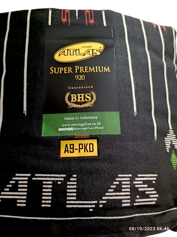 Sarung Atlas Super Premium 920 Gold motif BHS TERBARU 1