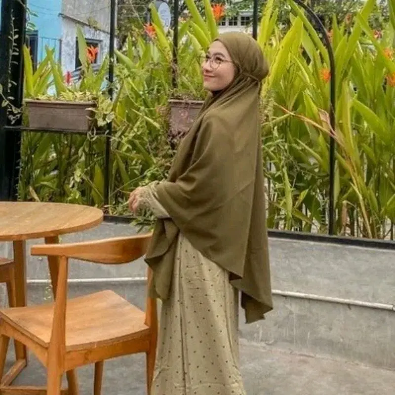 Bergo Crinkle Airflow Jumbo XXL Premium Quality Jilbab Instan Muslim Hitam Nyaman