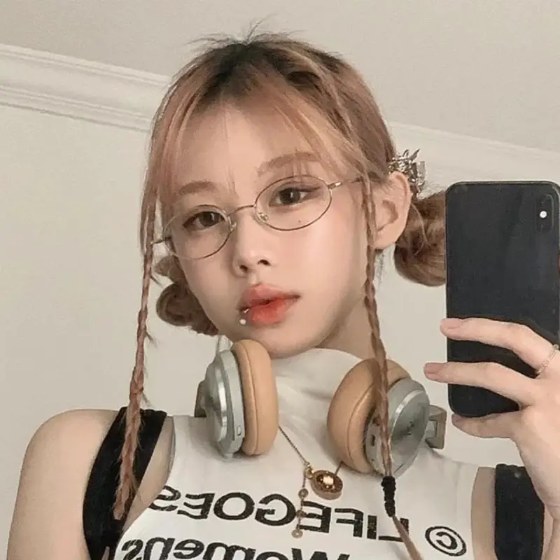 【COD】Mắt kính cận thị kính cận có độ sẵn 0.5 - 6.0 độ kính cận nam nữ Thấu kính có thể cắt được Gọng kính phẳng chống ánh sáng xanh phong cách hàn quốc dành cho học sinh Kính chống bức xạ máy tính, chống ánh sáng xanh trên màn hình điện tử, unisex 2