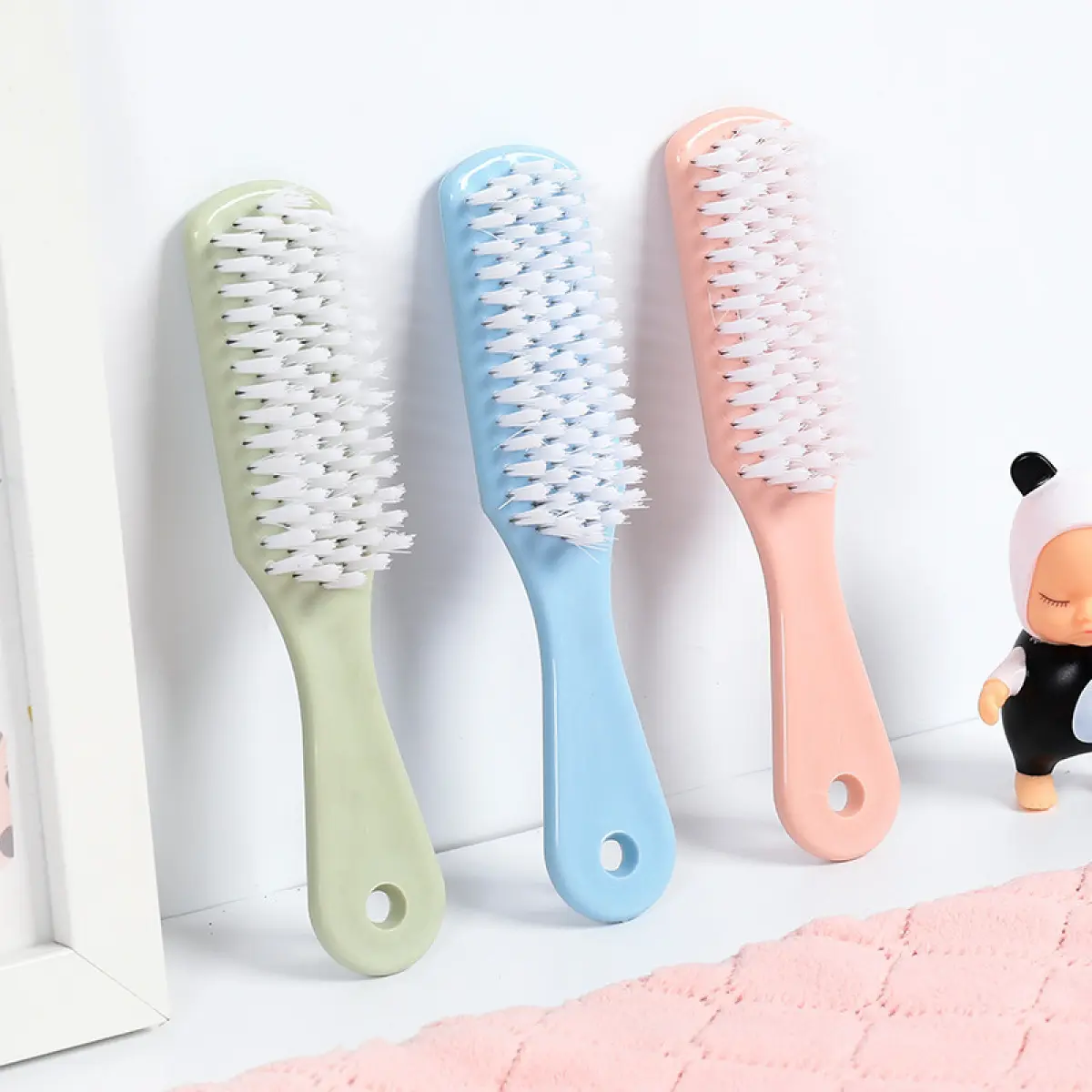 Shoe brush, useful tool, household bristle brush, suitable for cleaning shoes and clothes, soft bristles, do not hurt shoes and clothes, special for cleaning shoes Footwear Comfort Bedroom Parent Tactical Dance squeegee