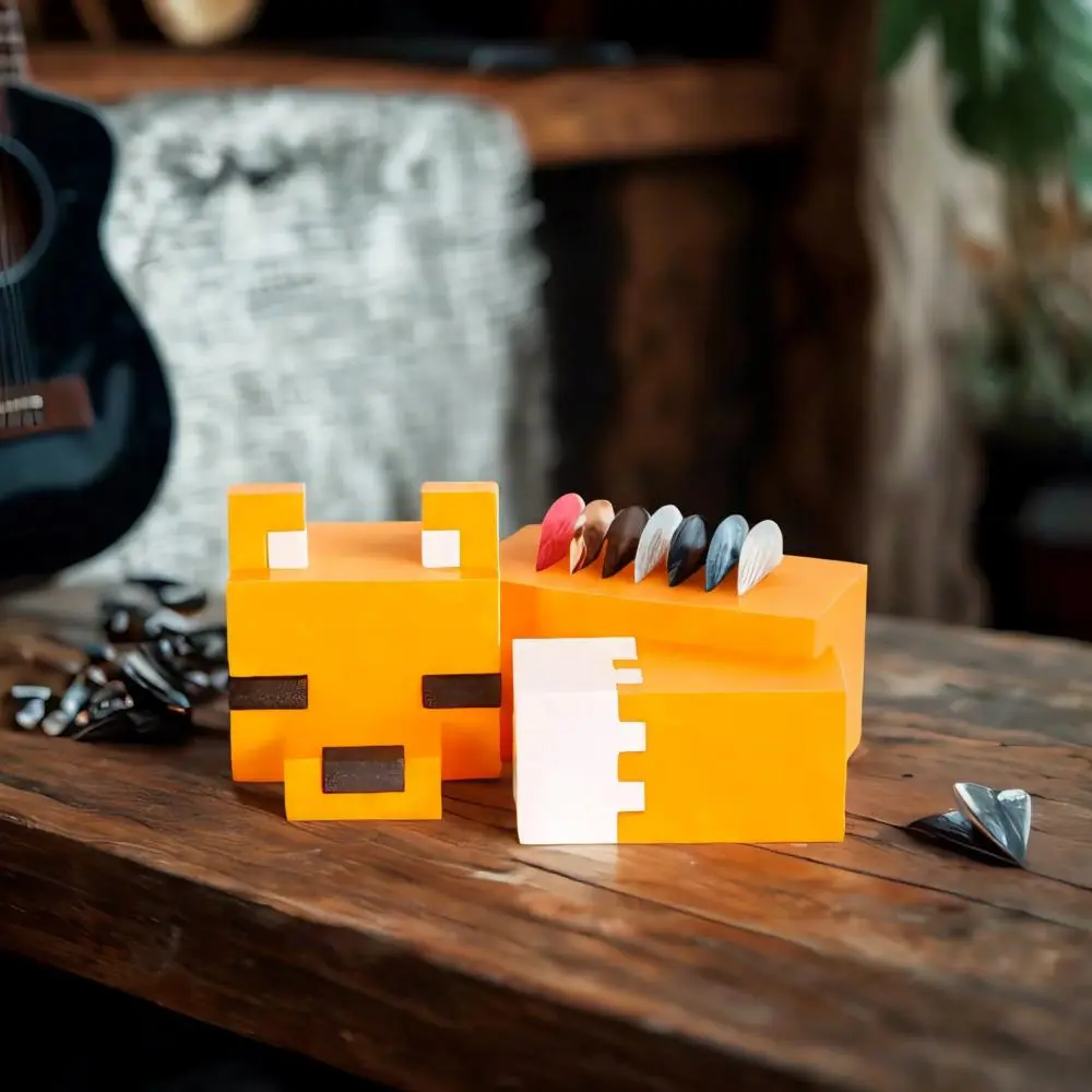 Fox Statue Guitar Paddle Storage Box, Durable Plastic Guitar Paddle Storage Box, Fashionable Music Accessories, Suitable for Music Enthusiasts