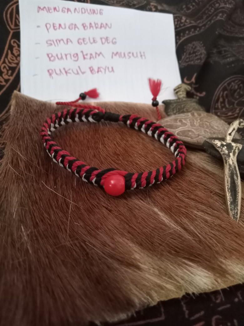 Product Introduction of Gelang cahaya GIRI 1