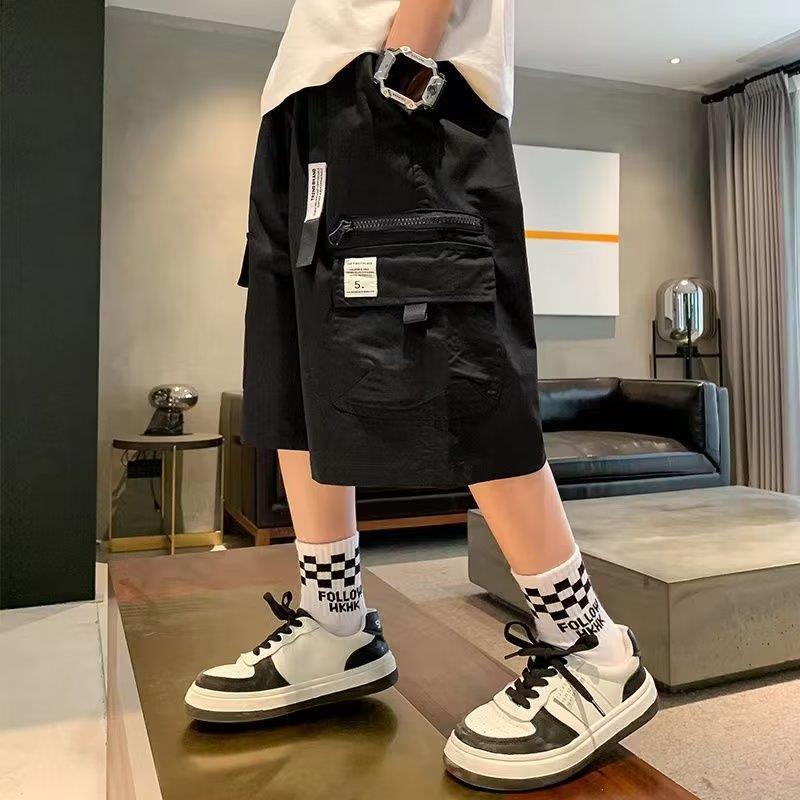 Product Introduction of Quần kaki pha gió hai màu cho bé trai , quần đùi cho bé trai size 120-170 ( 22-50kg ) 4