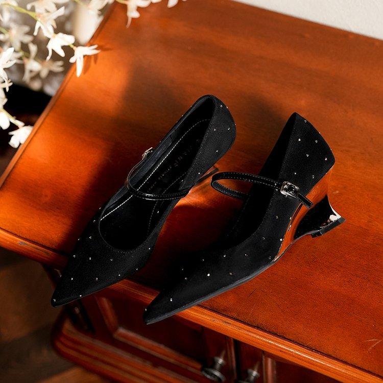 Product Introduction of Sexy women's high heels Pointed rubber buckle 29