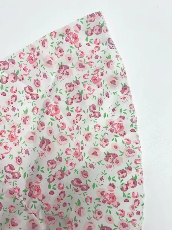 【Plus Size】 Random Ditsy Floral Print V Neck Dress, Plus Boho Fashion Casual Short Sleeve Dress for Daily Holiday Vacation Wear, Women Plus Clothing for Summer 4