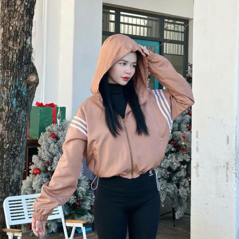 Áo khoác gió nữ form lửng FRM5 chất dù mỏng phối sọc xinh xắn 7