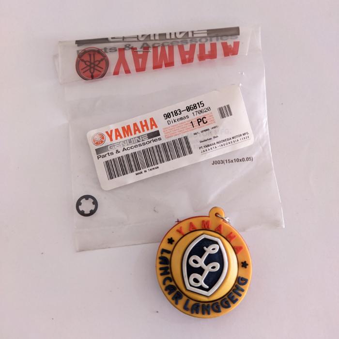 Gambar KLIP COVER STANG ATAS ORIGINAL YAMAHA 90183-06815 dari Yamaha Lancar Langgeng Kab. Banjarnegara Tokopedia