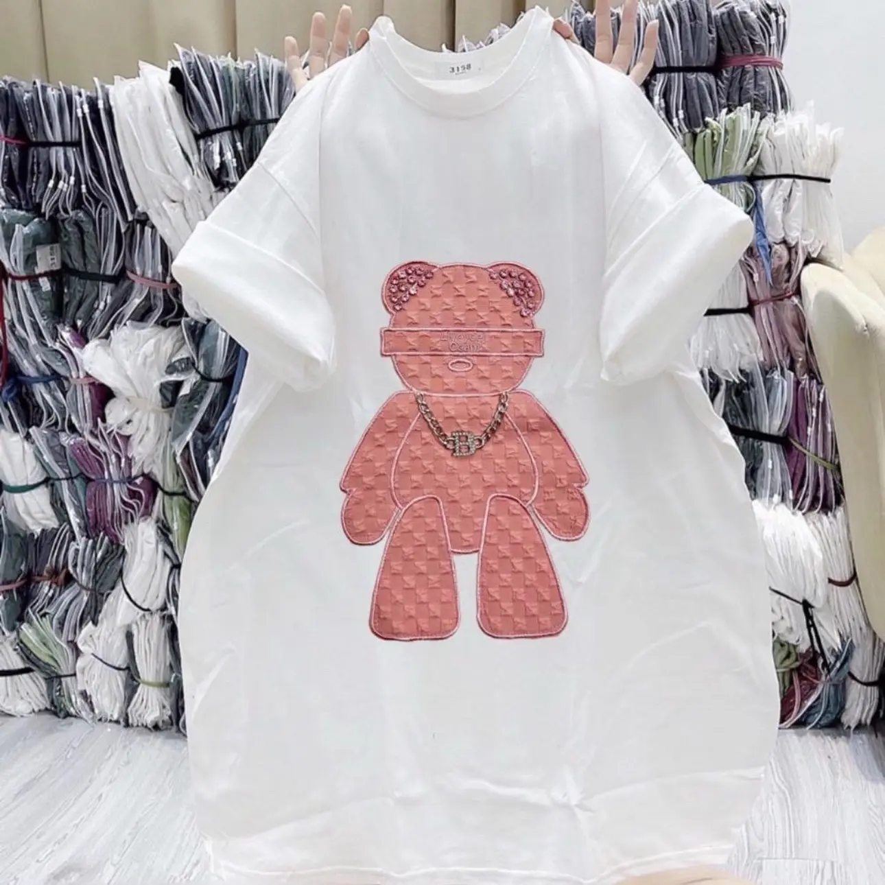 Áo Thun Freesize Hương Trầm Shop - Xích Hồng ( hàng Thêu ) Top Cổ Tròn Trắng Nữ Women