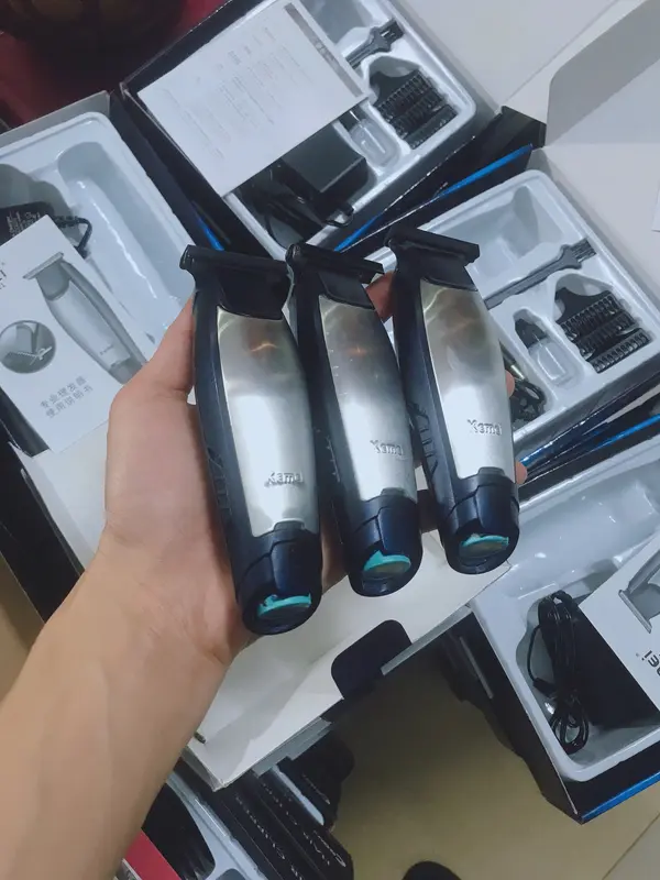 Tông Đơ Bấm Viền Kemei 5021 bản ĐỘ PIN, MÀI CHUỐT LƯỠI 5
