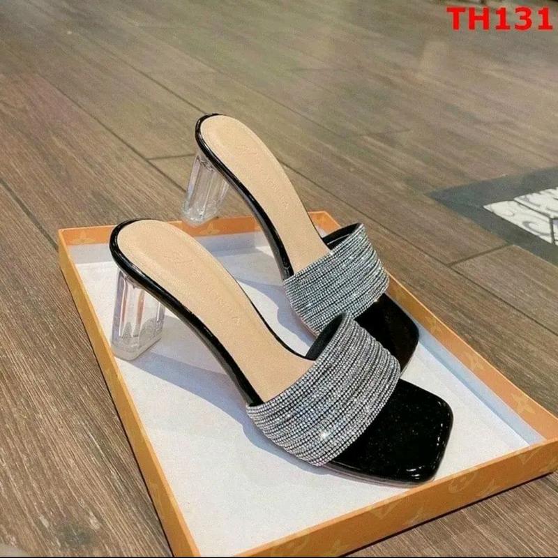 Giày Cao Gót Nữ 7 Phân Đ2T ms46 Bigsize 35~45 Guốc Nữ Đế Trong Sang Trọng Mix Quai 7 Dây Đá Sáng Thanh Lịch DéP Shoes