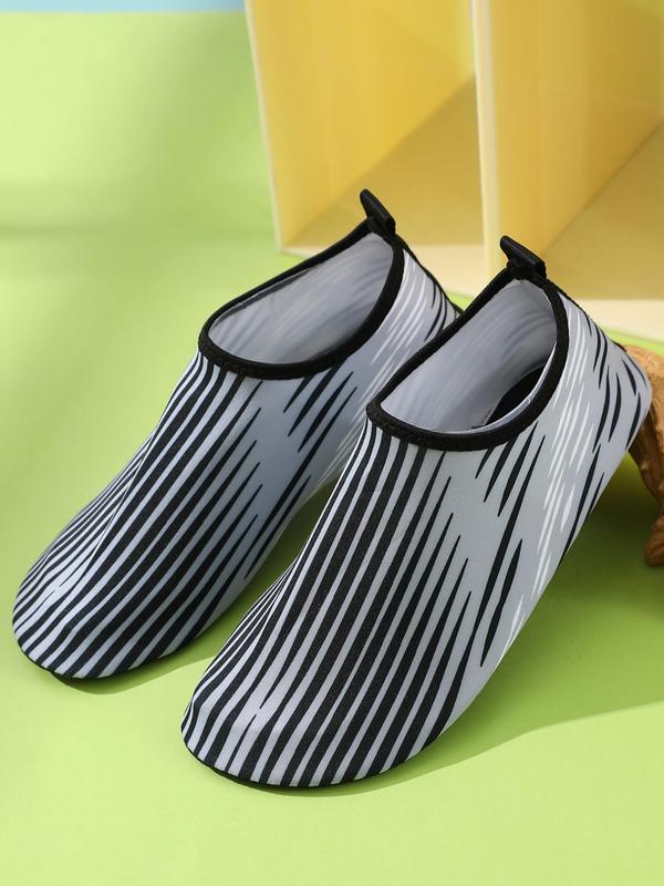 Men's Letter/Striped/Geometric Pattern Slip on Beach Shoes, Non-slip Breathable Comfortable Sports Shoes, 2024 Summer Water Shoes Aqua Shoes, 2024 Summer Water Shoes Aqua Shoes, Beach Shoes for Men 1