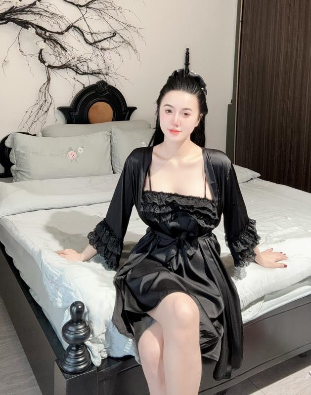 Set đầm ngủ áo choàng cộng đầm 2 dây chất vải Lụa Latin Freesize 40 -58 kg Nữ Women Đen váy ngủ draped áo liền quần trắng + áo ngoài Dress Voi Voan